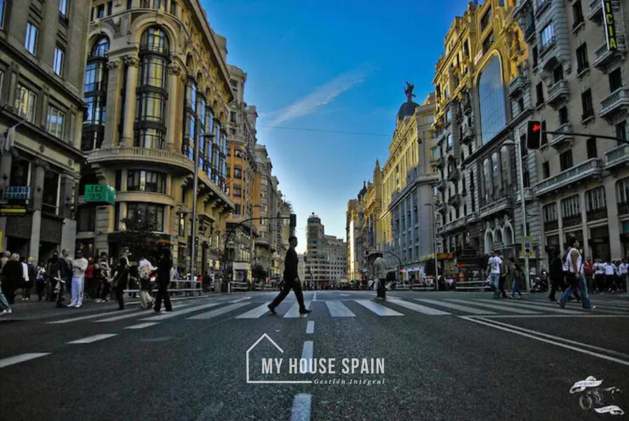 Myhousespain - Modern Penthouse Close To Gran Via - Big Terrace Madrid Exterior photo